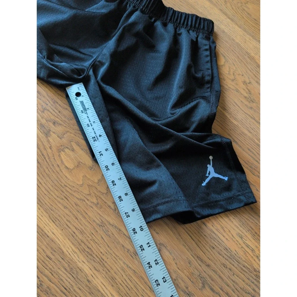 Air Jordan Lot of 2  Black - White  Long‎ Mesh Basketball Shorts Size M EUC